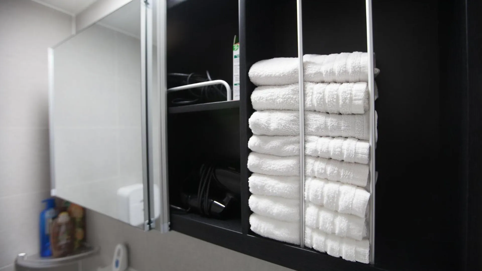 Seoul Station Joey N Ray House Apartman