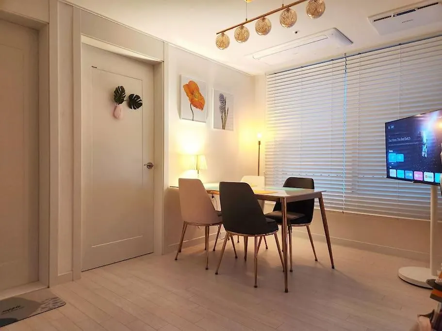 Seoul Station Joey N Ray House Apartman